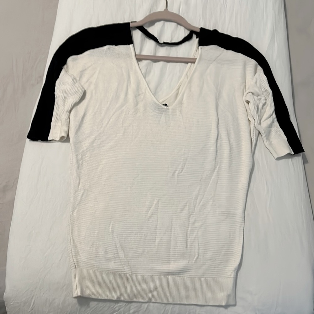 Express short sleeve semi top open shirt V-neck in front & back